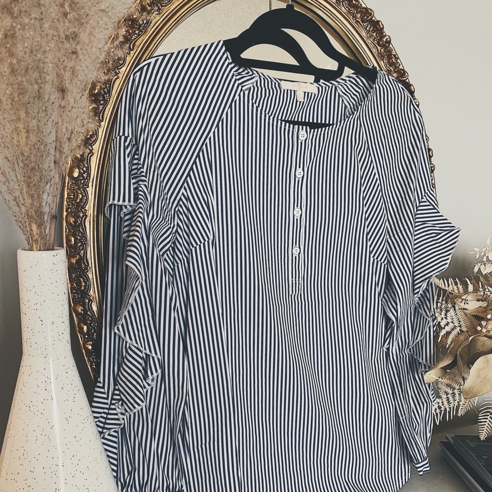 7 For All Mankind: Ruffle Long Sleeve Blouse - Picture 2 of 3